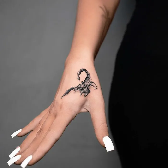 This Tattoo Artist’s Work Is So Realistic, You Might Want To Do A Double Take (25 Pics)
