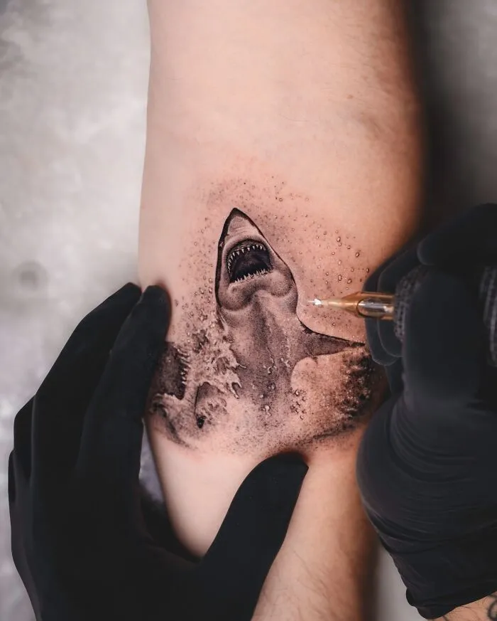 This Tattoo Artist’s Work Is So Realistic, You Might Want To Do A Double Take (25 Pics)