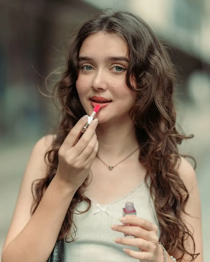 Unfiltered Beauty: 30 Stunning Portraits Captured On Bengaluru’s Streets By Rakesh Naik CK