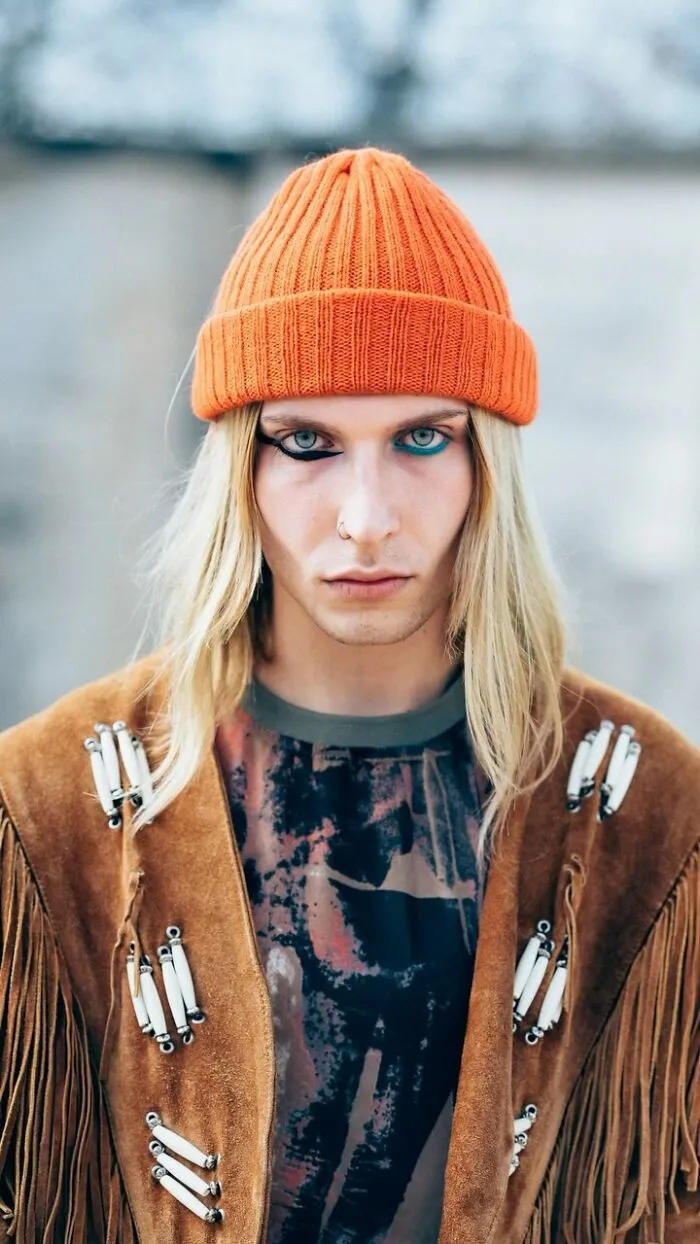 40 Strangers Who Stood Out On The Street, Captured By This Photographer