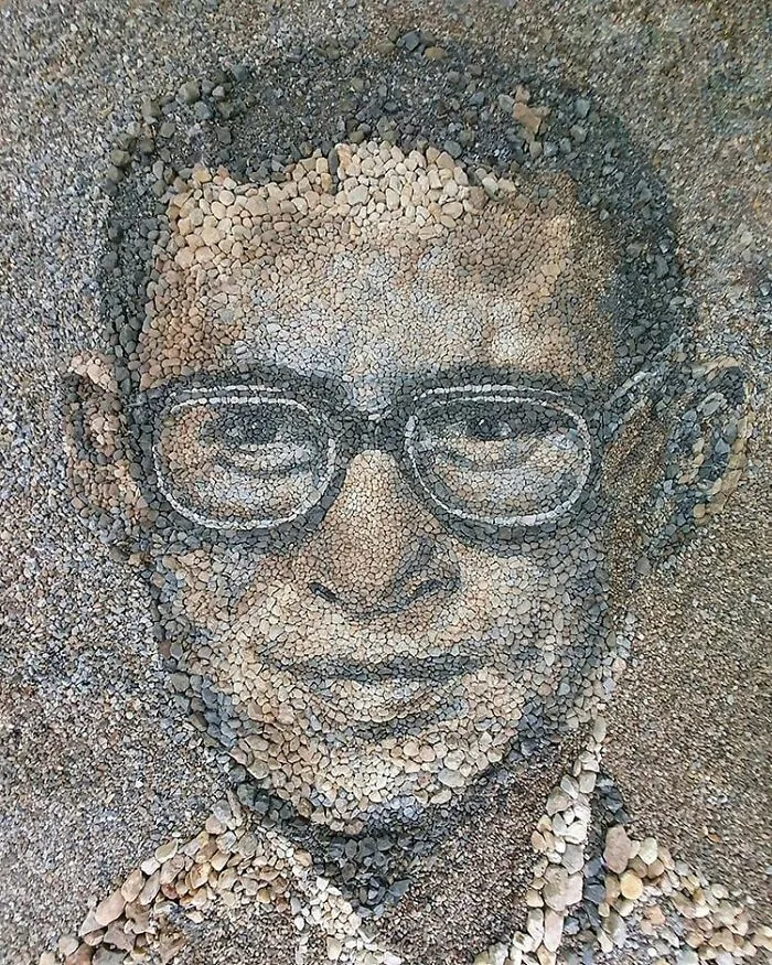 British Artist Justin Bateman Creates Intricate Art Using Pebbles (40 New Pics)