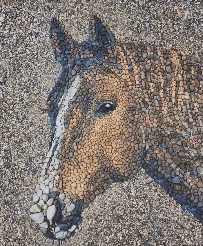 British Artist Justin Bateman Creates Intricate Art Using Pebbles (40 New Pics)