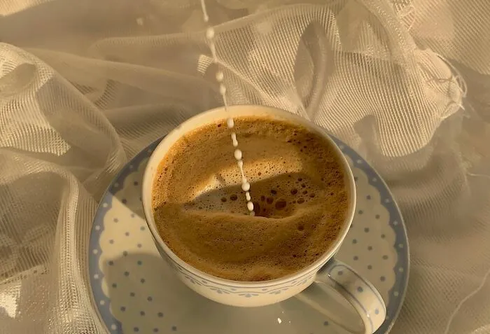 Putting The Milk In Before Or After Pouring The Tea/Coffee?