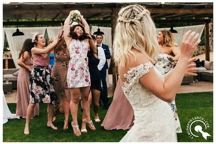 25 Outstanding Wedding Photographs That Captured Precious Moments Of Love By Jordi Tudela