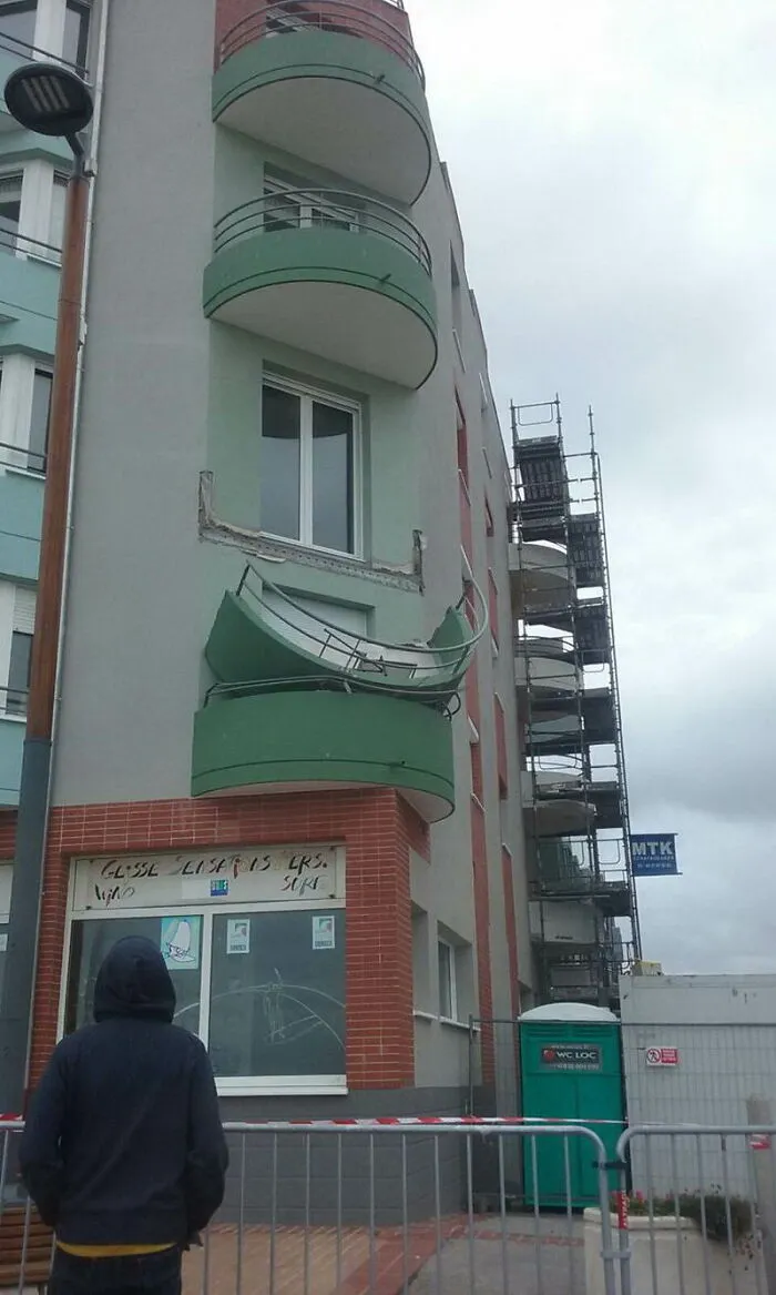 Le faltó pegamento