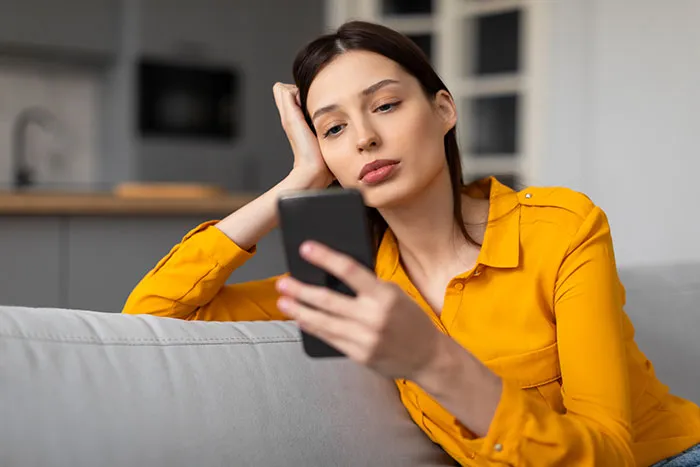 People Are Sharing The Red Flags They Let Slide While Dating And How It All Ended