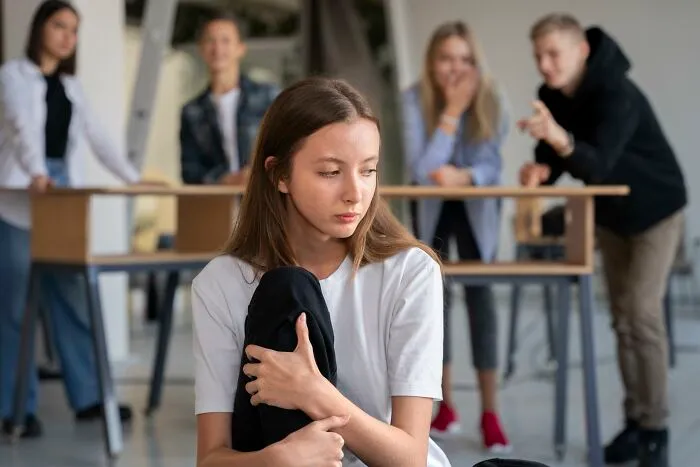 33 People Share What Prompted Others To Bully Them As Kids, And The Reasons Might Baffle You