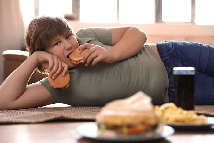 33 People Share What Prompted Others To Bully Them As Kids, And The Reasons Might Baffle You