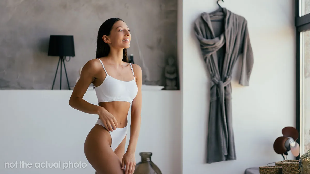 Cops Catch Bridesmaid Breaking And Entering In Underwear, Can Barely Believe Her Hilarious Excuse