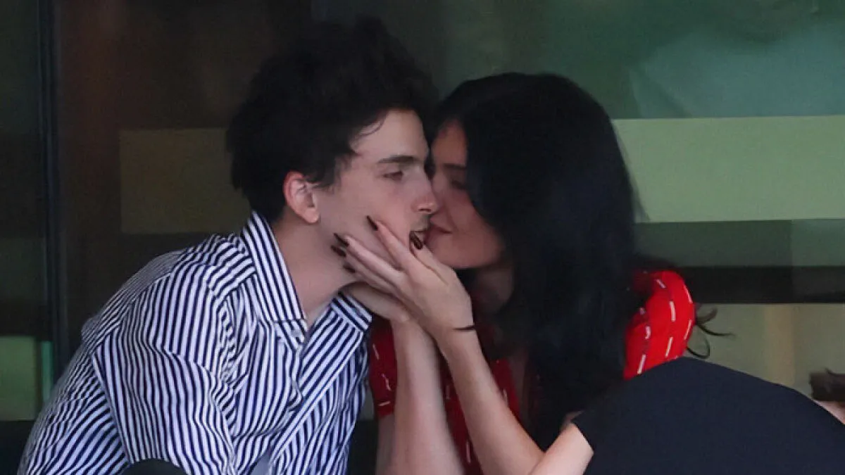 Lip Reader Reveals Timothée Chalamet And Kylie Jenner’s “Awkward” Conversation At Tennis Match