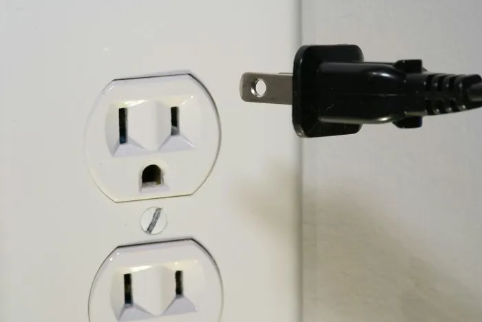 Discovering Electricity