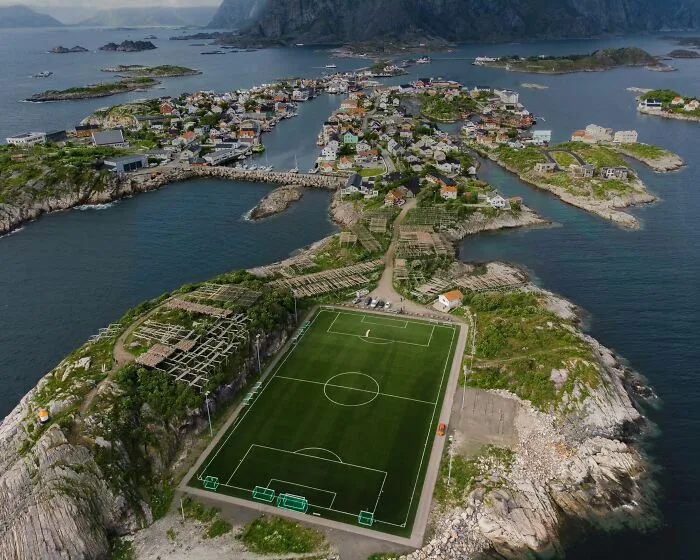 Henningsvaer Stadium, Norway