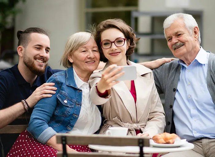 30 Family Secrets People Anonymously Shared Online Because They Just Had To Tell Someone