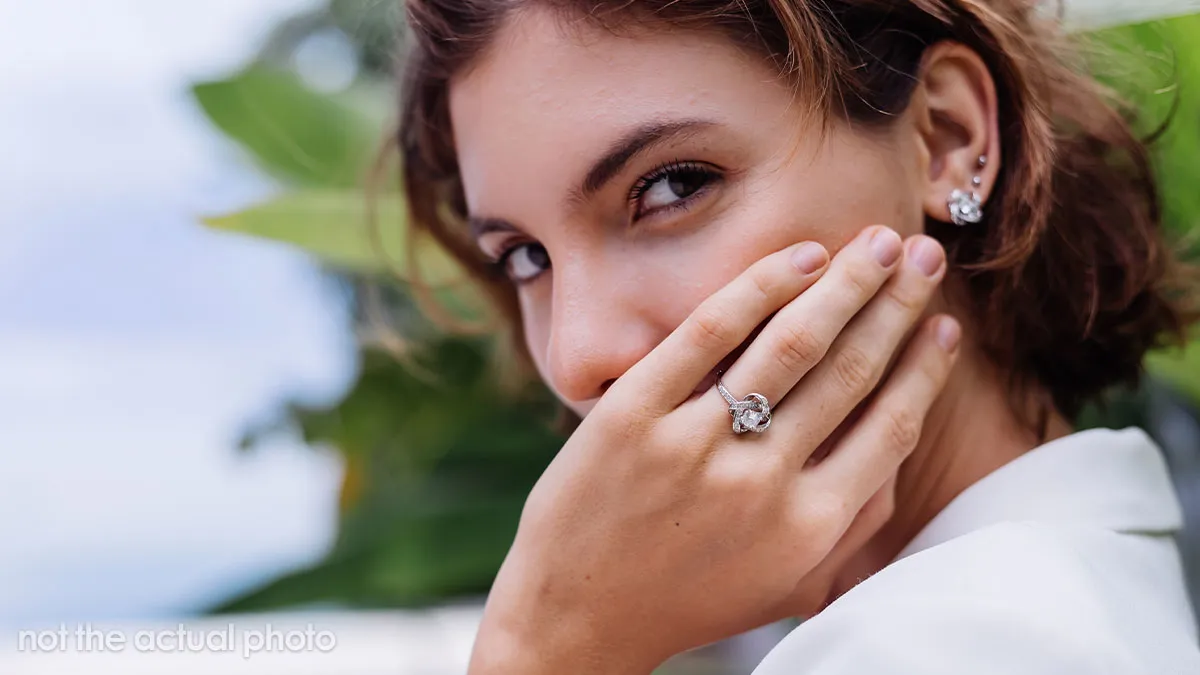  Person Swaps Real Ring For A Fake To Keep It Safe, Fiancée’s Reaction Ends Their Engagement