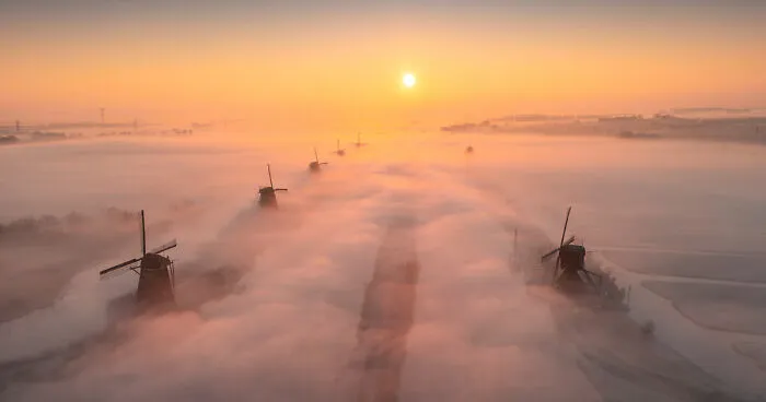 I Captured Dutch Windmills Above The Mist (13 Pics)