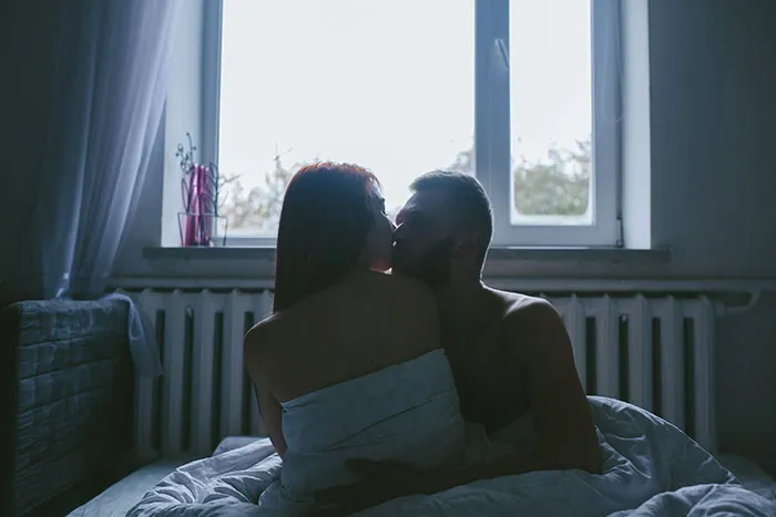 “Just Had Their Baby Shower”: 35 Times “Just A Friend” Was Actually A Lot More Than That