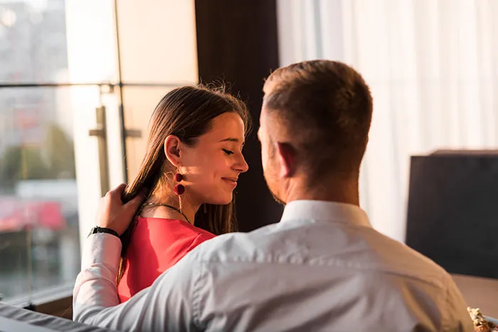 “Just Had Their Baby Shower”: 35 Times “Just A Friend” Was Actually A Lot More Than That