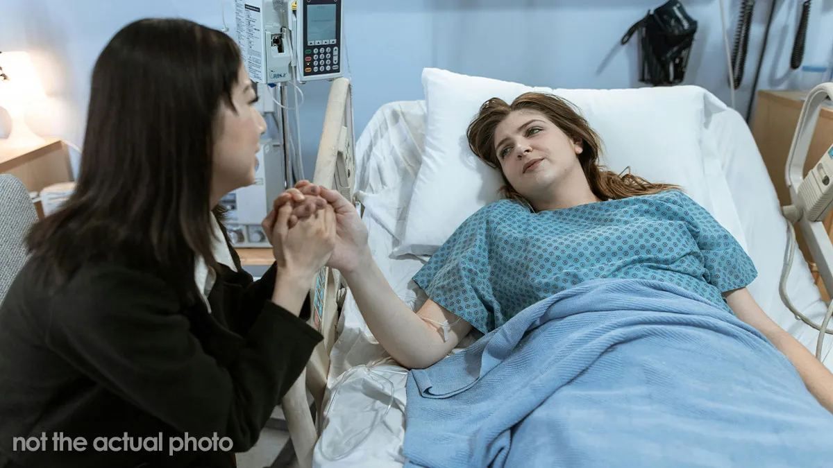 Hospital Workers Share 26 Deathbed Regrets They've Heard That Changed Their Lives