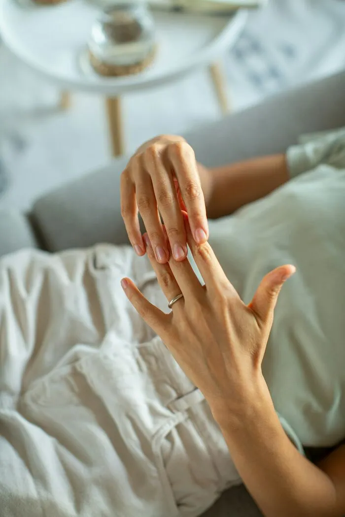 30 Reasons Why Some Women Are Rejected By Men, According To The Guys Themselves