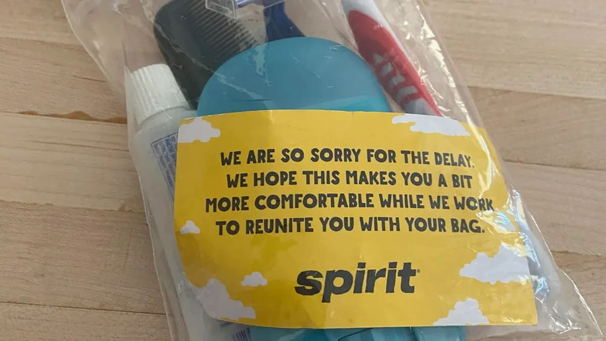 30 Painful Luggage Fails That Might Make You Think “I’m Glad It’s Not Me” (New Pics)