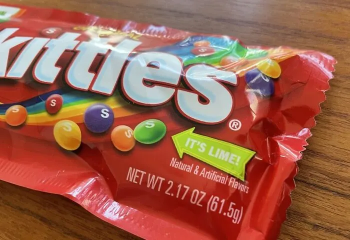30 Nostalgic Discontinued Products From The Past That Folks Online Wish Could Make Glorious Comeback