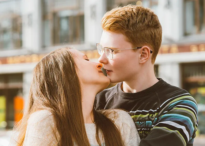 50 Women Finally Work Up The Courage To Ask Men The Questions They Were Embarrassed To Ask