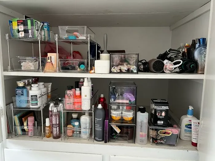  Did You Know Your Toiletries Expire? Thow Out Those Crusty Conditioners And Set Up Some <a Style="Display:inline;" Href="Https://Www.amazon.com/Organizer-Vtopmart-Organizers-Container-Organization/Dp/B0bznpdhr9?ie=utf8&th=1&linkcode=ll1&tag=bpeagle-20&linkid=7424970c03a2eb6ce47f36b6b09bf17d&language=en_us&ref_=as_li_ss_tl" Target="_blank"><span Style="Font:inherit;color:#d74b1f;"> Organizing Shelves</Span> That Will Make Your New System A Breeze To Maintain
