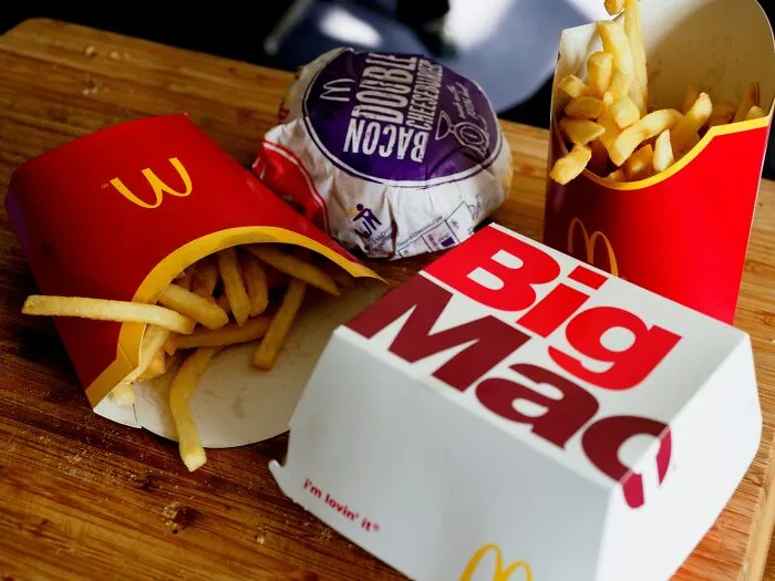 People Share 21 Of The Most Hyped Fast Foods That Actually Left Them Disappointed