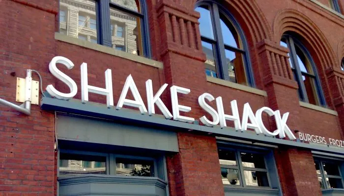 People Share 21 Of The Most Hyped Fast Foods That Actually Left Them Disappointed
