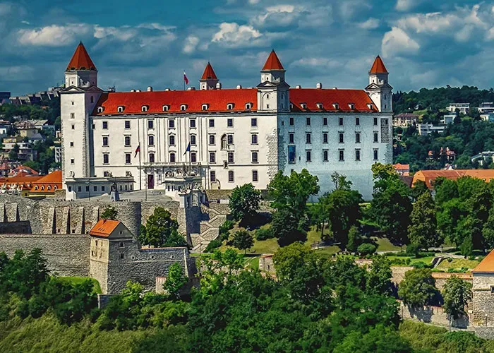 Netizens Share What Countries They Generally Joke About, Here Are The 37 Best Answers