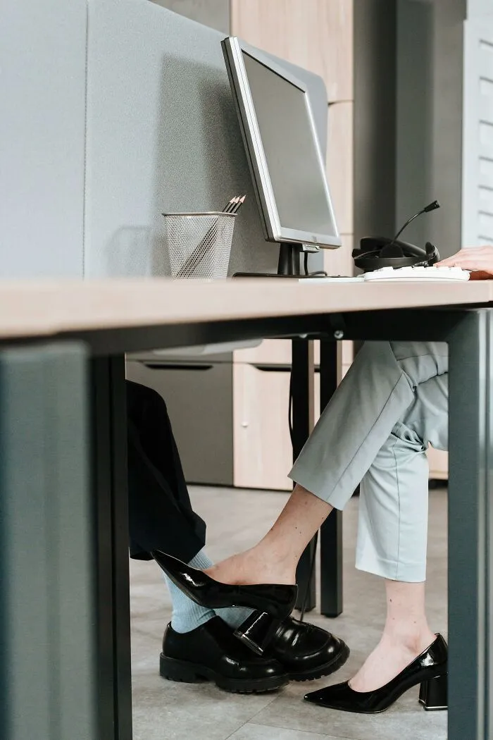 “Not Having On A Bra”: 30 Super Unprofessional Things People Have Seen At Work