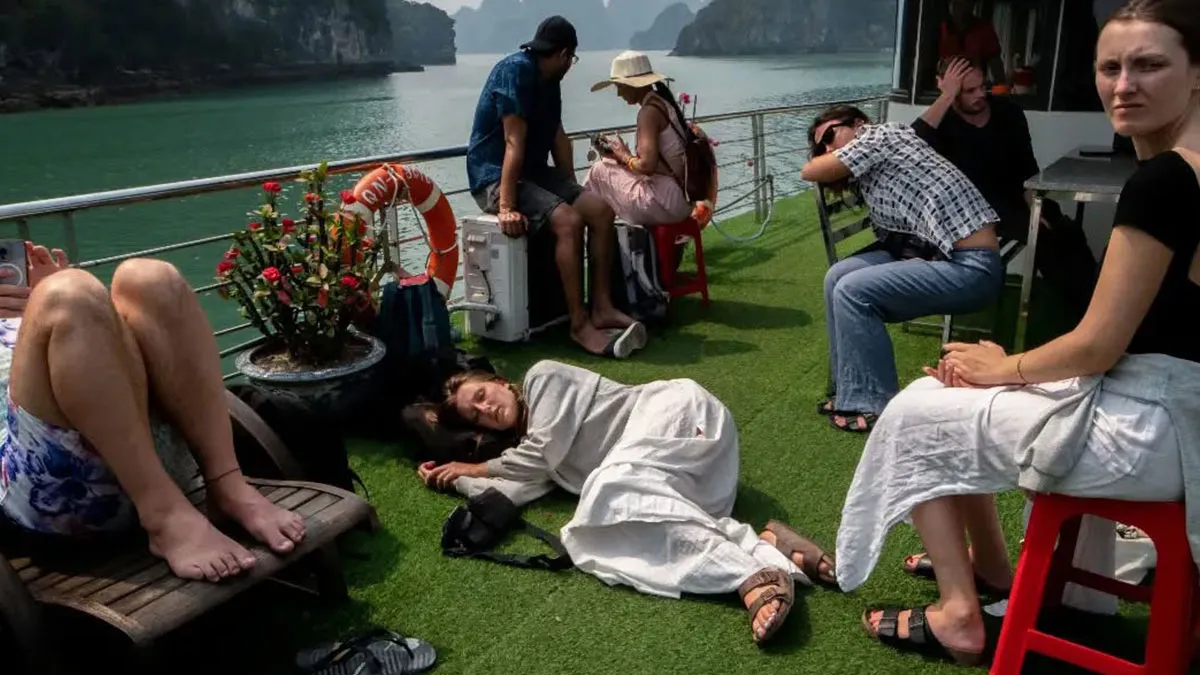Photographer Reveals The Unseen Realities Of Our World, And Here Are His 30 Best Shots