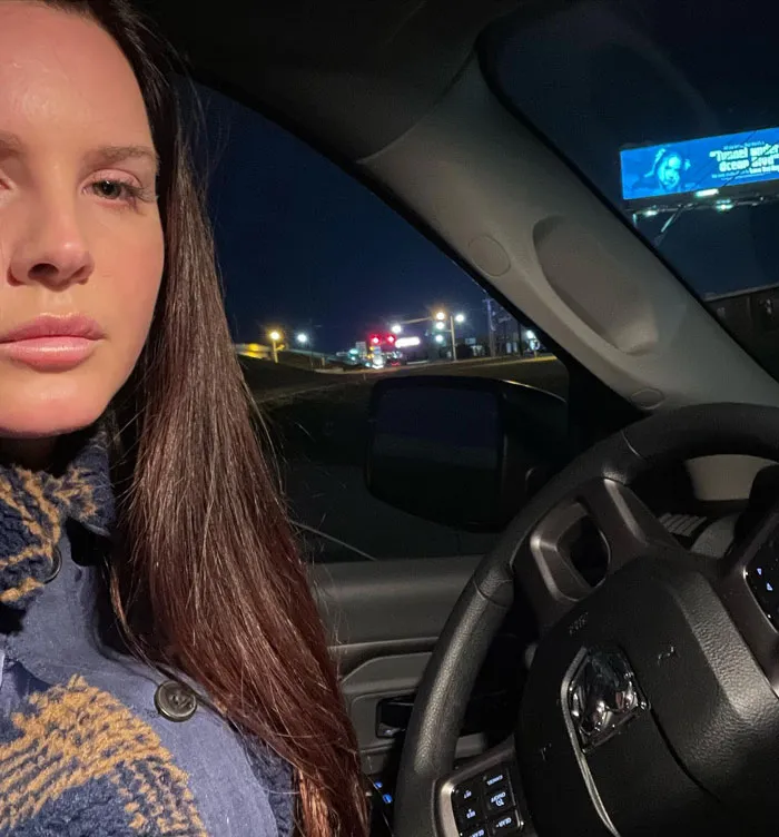 Lana Del Rey Putting Up One Single Billboard Of Her New Album In Her Ex’s Hometown And Posting A Picture Of It To Her Instagram With The Caption “It’s Personal”