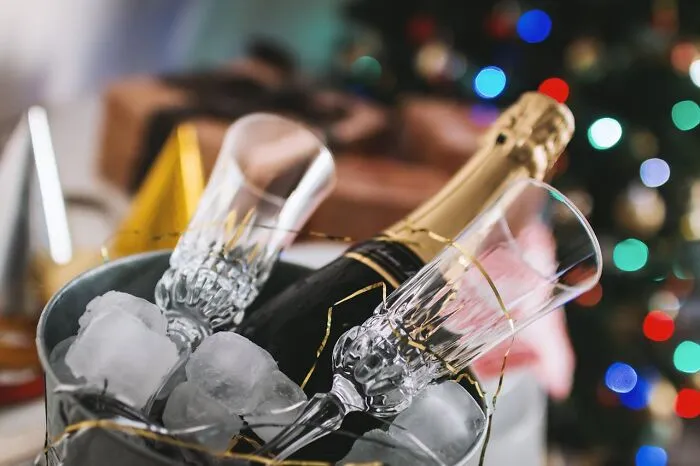 40 Wedding Guests Call Out Things That Couples Do That Are Inconsiderate To Them