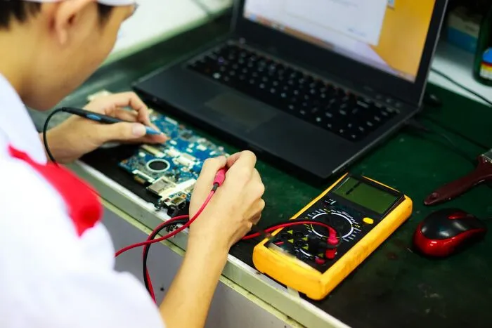 Work Smarter, Not Harder: 30 People Who Found The Easiest Money Of Their Lives