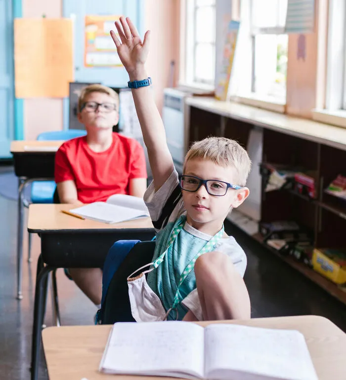 26 "Facts" We Were Taught As Truth In School That Turned Out to Be Complete Nonsense