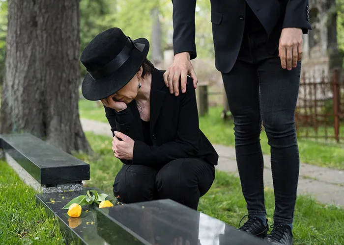 30 Times People Had A Heartbreaking Realization That Their Friends Were Fake