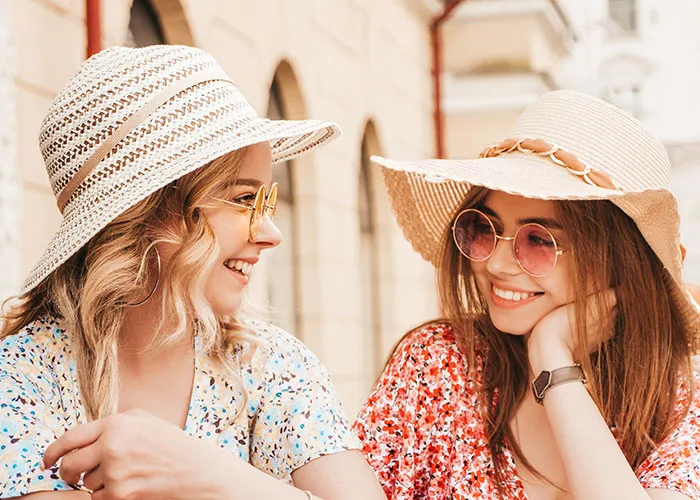 20 Personas que descubrieron que sus "amigos" les odiaban
