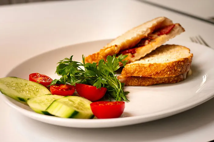 “We Called Them Deathballs”: 30 Things People Remember From Restaurants That Don’t Exist Today