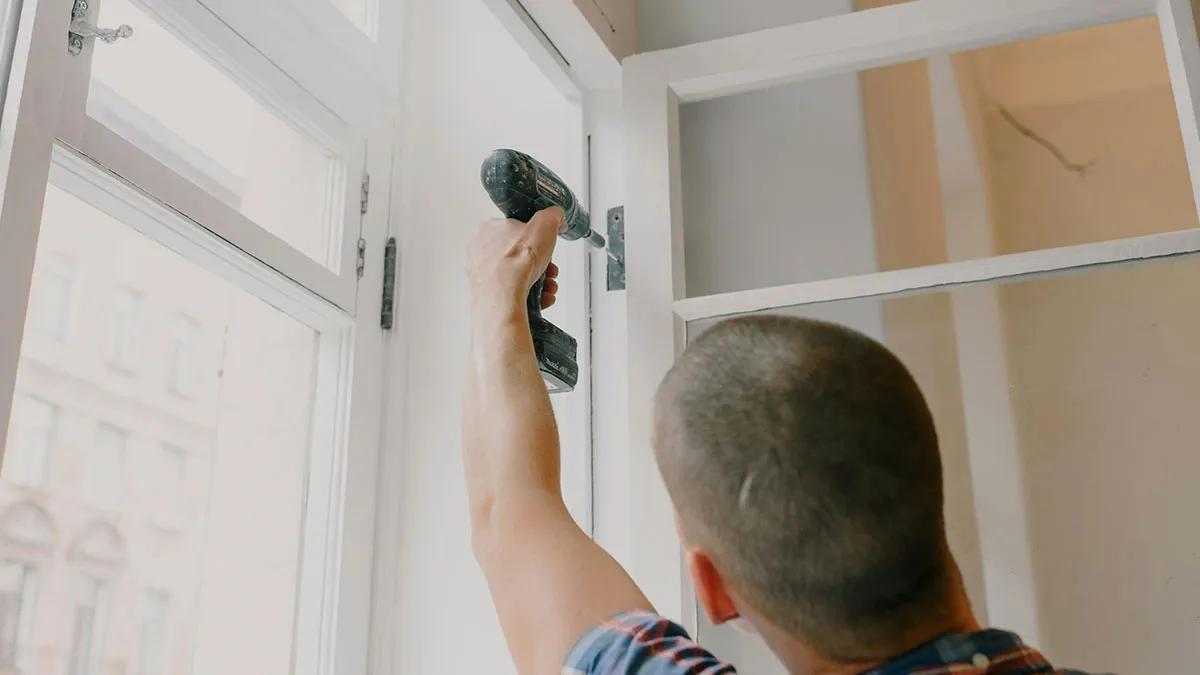 32 Things Middle-Class People Do At Home That They Don't Realize Mark Them As Middle Class
