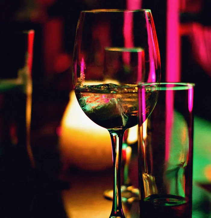 40 Relationships That Crumbled After One Eye-Opening Moment