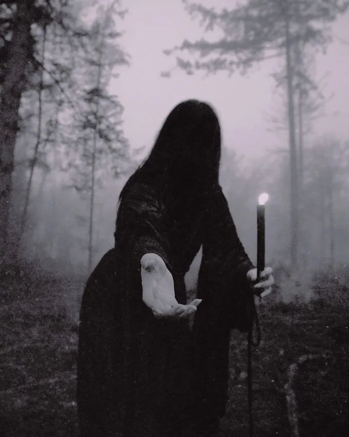 Ethereal Photography That Captures The Beauty Of Darkness And Nostalgia (49 Pics)