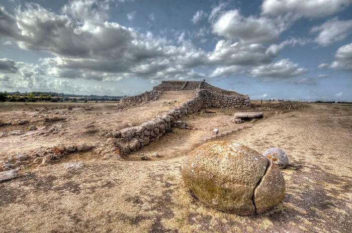 Altar De Monte D'accoddi, Italy,  Oldest Parts Dated To Around 4000–3650 Bc
