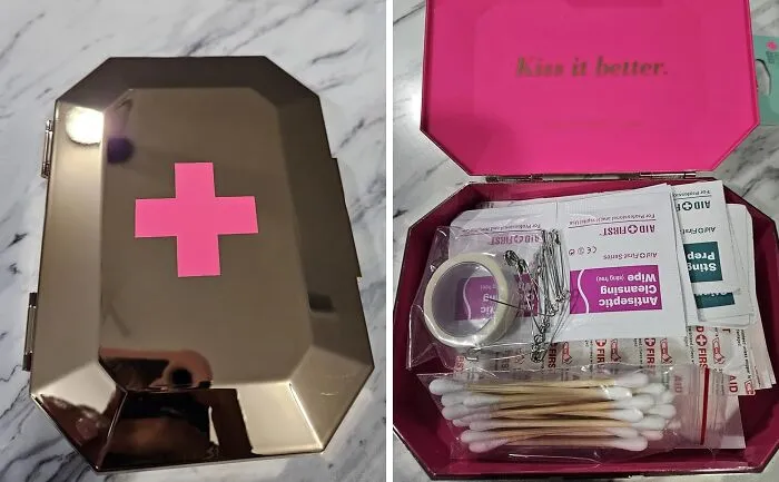Rave On, Worry Less With The <a Style="Display:inline;" Href="Https://Www.amazon.com/Blingsting-First-Aid-Clutch-Essential-Emergency/Dp/B01my6h8ey?ie=utf8&linkcode=ll1&tag=bponion-20&linkid=970368ed0a925d1da4306399595dc7ef&language=en_us&ref_=as_li_ss_tl" Target="_blank"><span Style="Font: Inherit; Color: #d74b1f;"> Blingsting First Aid Kit</Span> - Because A Band-Aid Should Be The Only Thing Holding You Back From A Killer Festival Selfie