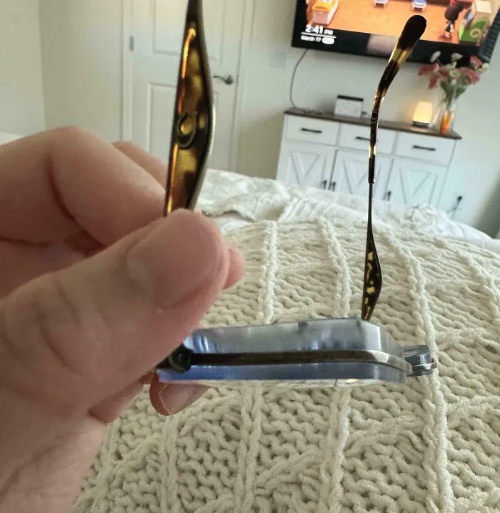 I Paid Extra For Ultra “Thin” Lenses And This Is What I Got. This Thing Looks Like They’re Bulletproof