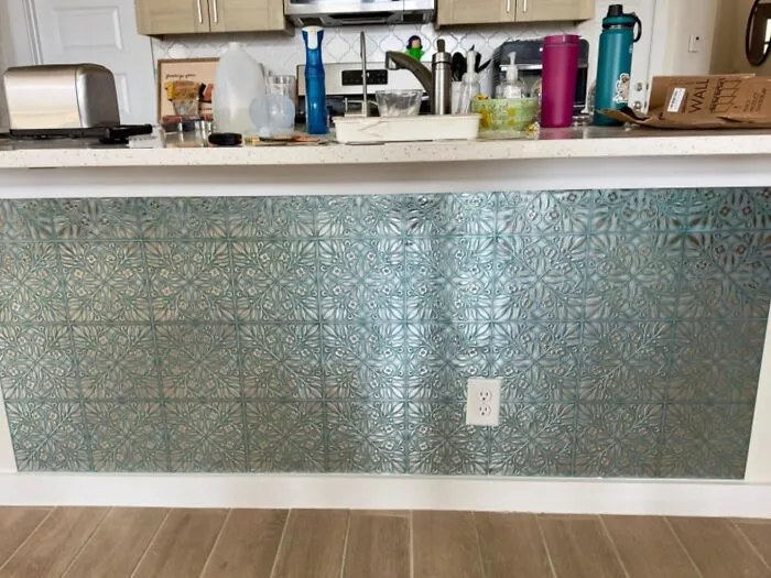 Tile Your Way To Admiration With The Eye-Catching <a Style="Display:inline;" Href="Https://Www.amazon.com/24-Pack-Wallpaper-Backsplash-Backsplash-Friendly/Dp/B0dhmhfkd2?ie=utf8&th=1&linkcode=ll1&tag=bpelk-20&linkid=7d93c4ad568f722345dd2f842e724edc&language=en_us&ref_=as_li_ss_tl" Target="_blank"> <span Style="Font: Inherit; Color: #d74b1f;"> Unique Stick On Backsplash Tiles </Span> That Add A Decorative Splash To Your Kitchen And Spark Conversations