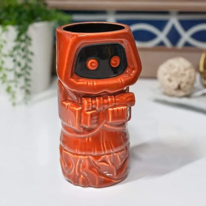 May The Compliments Be With You When You Sip From The Out-Of-This-World  <a Style="Display:inline;" Href="Https://Www.amazon.com/Star-Wars-Crafted-Ceramic-Ounces/Dp/B07239bnzg?pd_rd_w=gdonn&content-ID=amzn1.sym.9cf17164-13e4-4652-96f9-F76b8f33fec0&pf_rd_p=9cf17164-13e4-4652-96f9-F76b8f33fec0&pf_rd_r=x4xyf1x5qdq1fjgnqtjj&pd_rd_wg=jdphj&pd_rd_r=c55bf4b5-4376-4ba2-B66e-9f55e0fac446&pd_rd_i=b07239bnzg&th=1&linkcode=ll1&tag=bpelk-20&linkid=15cfc1075e7d1073b08c90d1c5ff6b9d&language=en_us&ref_=as_li_ss_tl" Target="_blank"><span Style="Font: Inherit; Color: #d74b1f;"> Star Wars Tiki Mug </Span> That's A Galactic Conversation Starter
