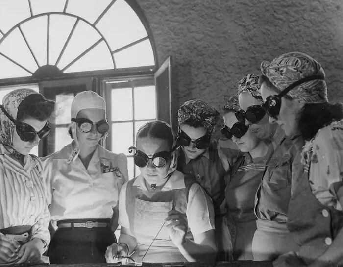 Secretaries, Housewives, Waitresses, Women From All Over Central Florida Are Getting Into Vocational Schools To Learn War Work