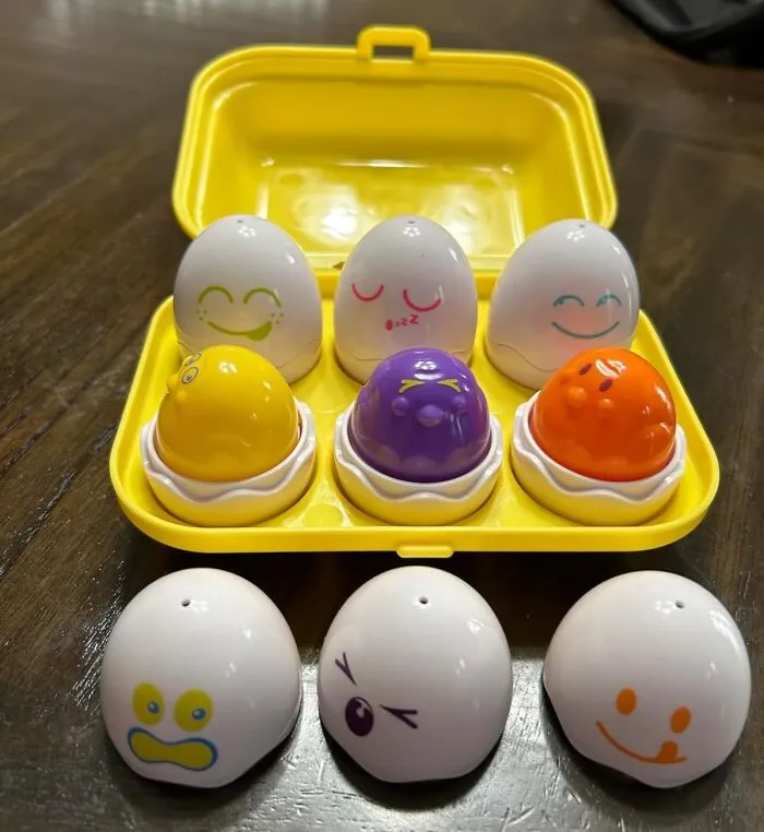 These Adorable <a Style="Display:inline;" Href="Https://Www.amazon.com/Toomies-Squeak-Matching-Sorting-Learning/Dp/B073pw29v5?ie=utf8&linkcode=ll1&tag=bpcoyote-20&linkid=e2907be11135cee30862f330dcdc4310&language=en_us&ref_=as_li_ss_tl" Target="_blank"><span Style="Font: Inherit; Color: #d74b1f;"> Hide & Squeak Eggs</Span> Are The Perfect Easter Treat For Little Ones - They're A Fun Way To Learn Colors And Have A Egg-Cellent Time