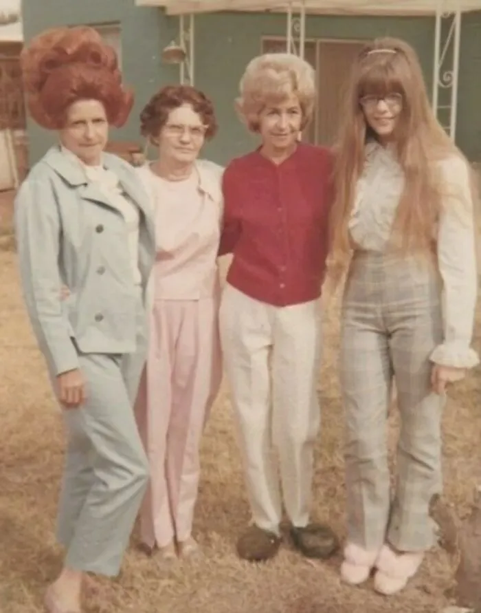44 Outrageous Vintage Hairstyles That Required Serious Commitment